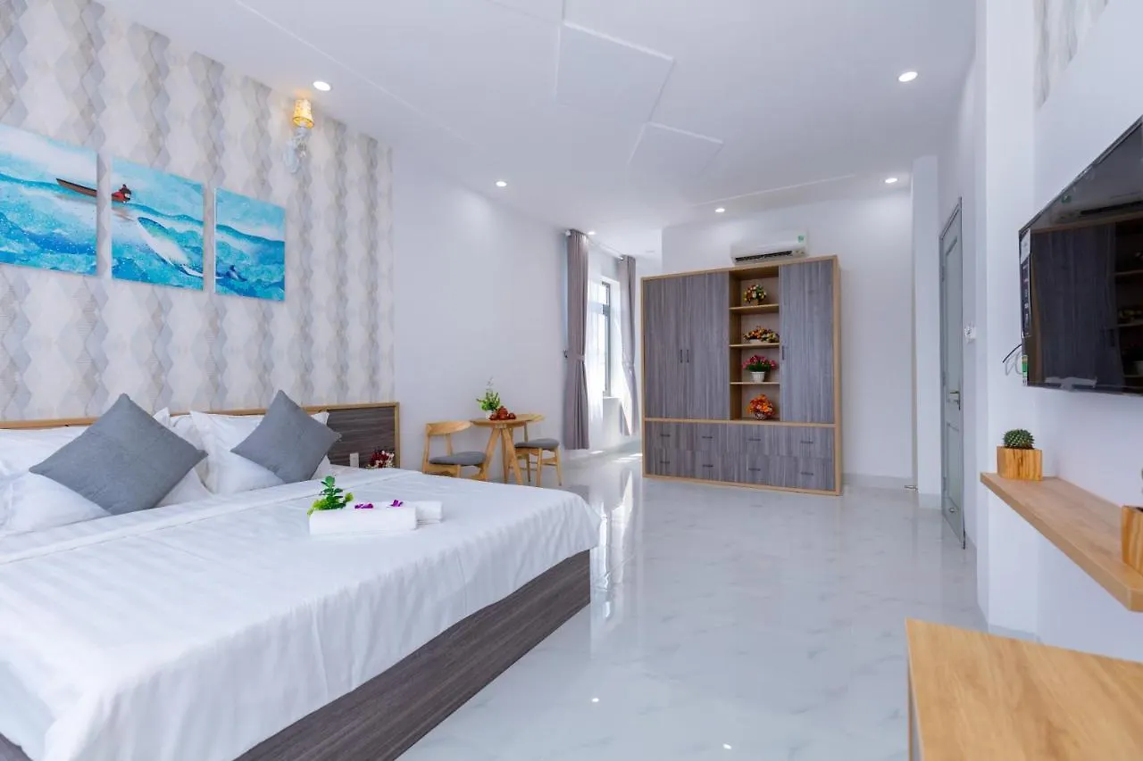 Palm Villa 10 - Luxury Pool Villa 6 Rooms & Billiard Vung Tau