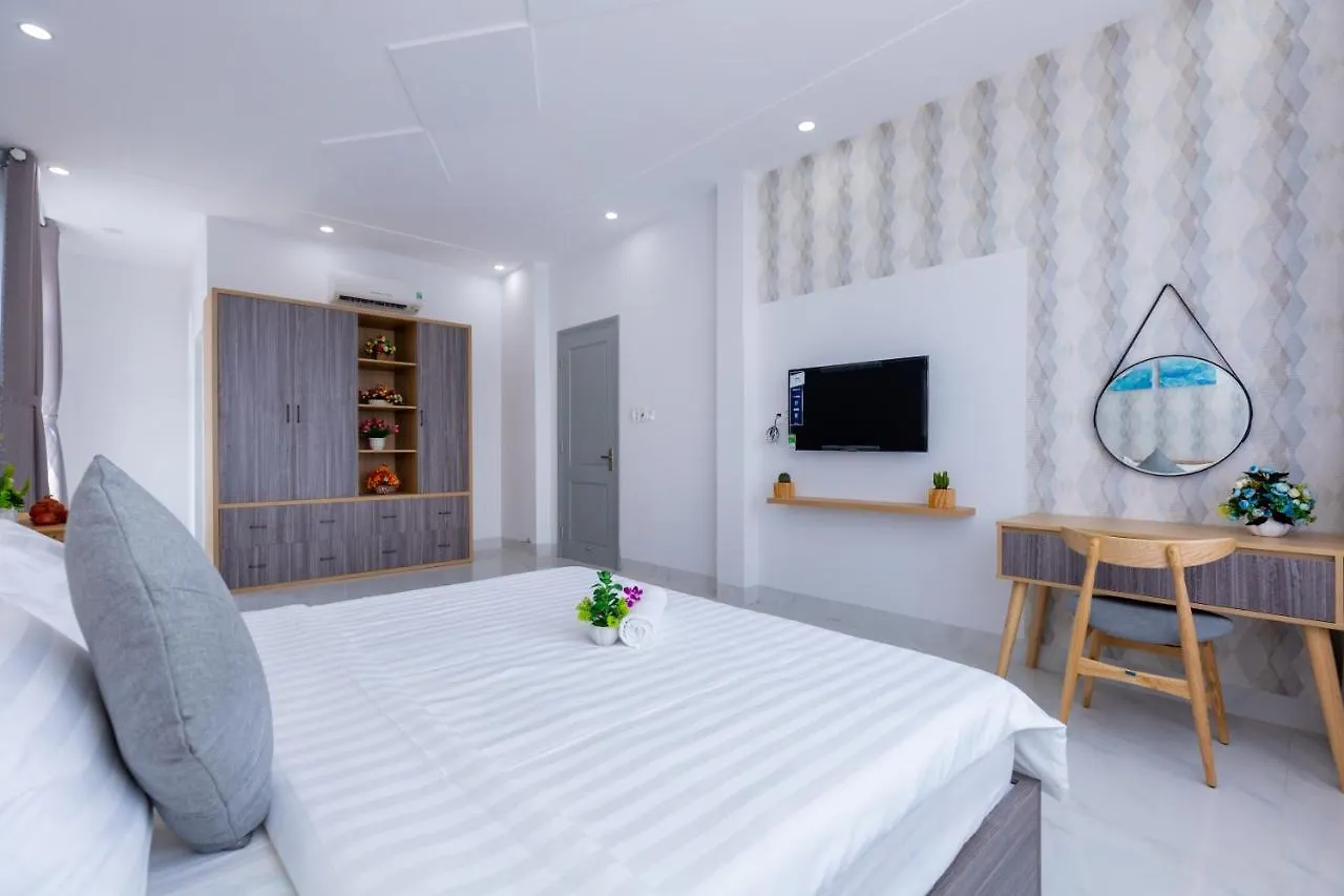 Palm Villa 10 - Luxury Pool Villa 6 Rooms & Billiard Vung Tau