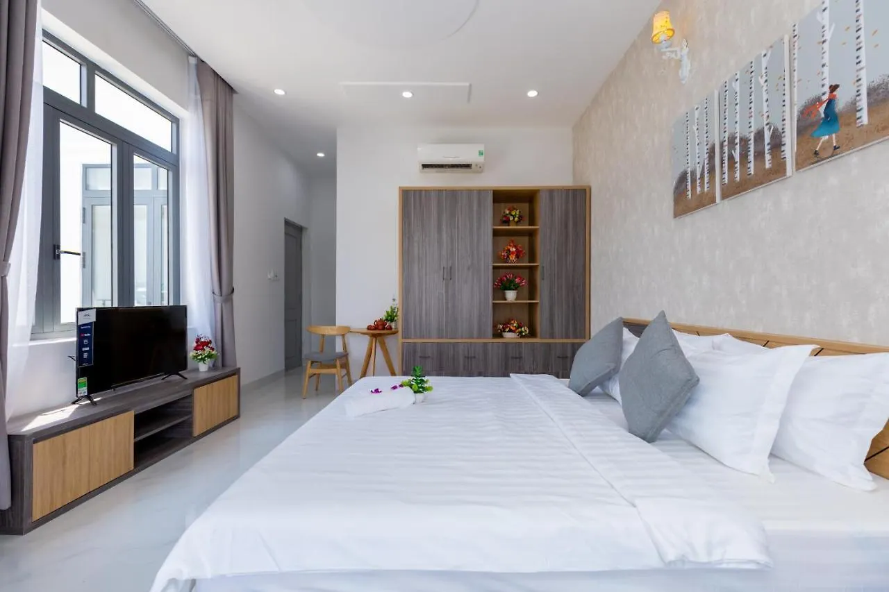 Palm Villa 10 - Luxury Pool Villa 6 Rooms & Billiard Vung Tau