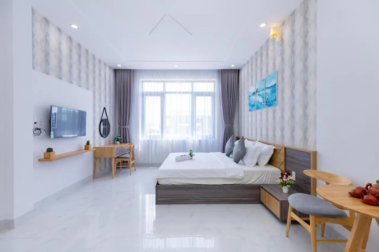 Palm Villa 10 - Luxury Pool Villa 6 Rooms & Billiard Vung Tau