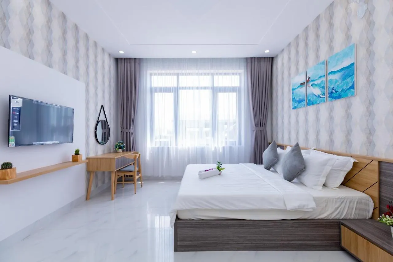 Palm Villa 10 - Luxury Pool Villa 6 Rooms & Billiard Vung Tau