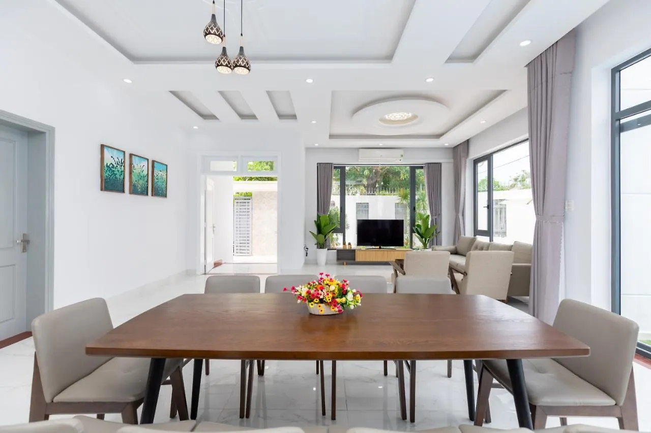 Palm Villa 10 - Luxury Pool Villa 6 Rooms & Billiard Vung Tau 0*,
