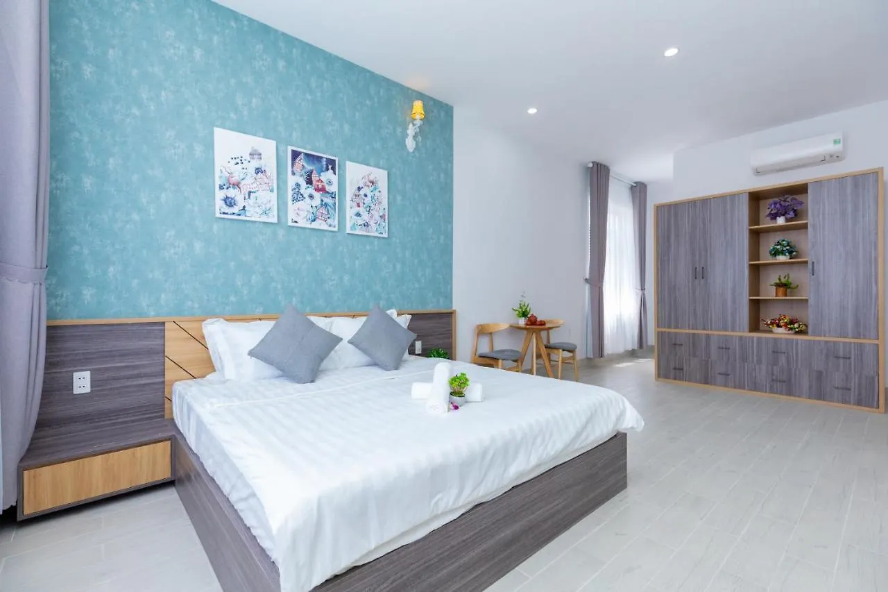Palm Villa 10 - Luxury Pool Villa 6 Rooms & Billiard Vung Tau